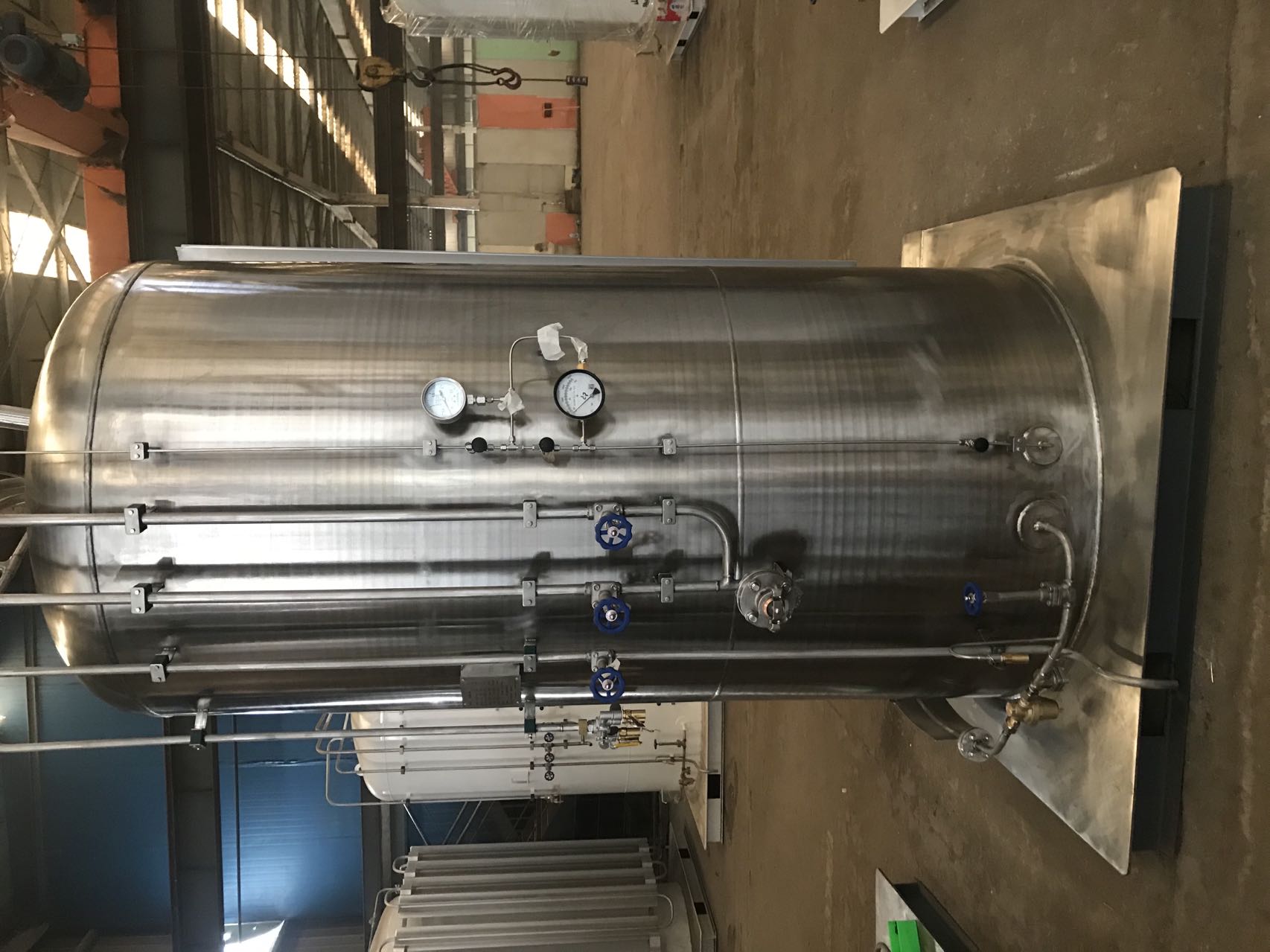 3立方8公斤立式工业气体机械仪表标准配置